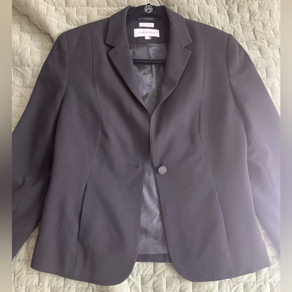 Calvin Klein Women's Classic Black Blazer - Picture 3 of 3